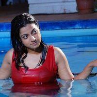 Keerthi Chawla Spicy in Allam Bellam Movie Stills | Picture 84726